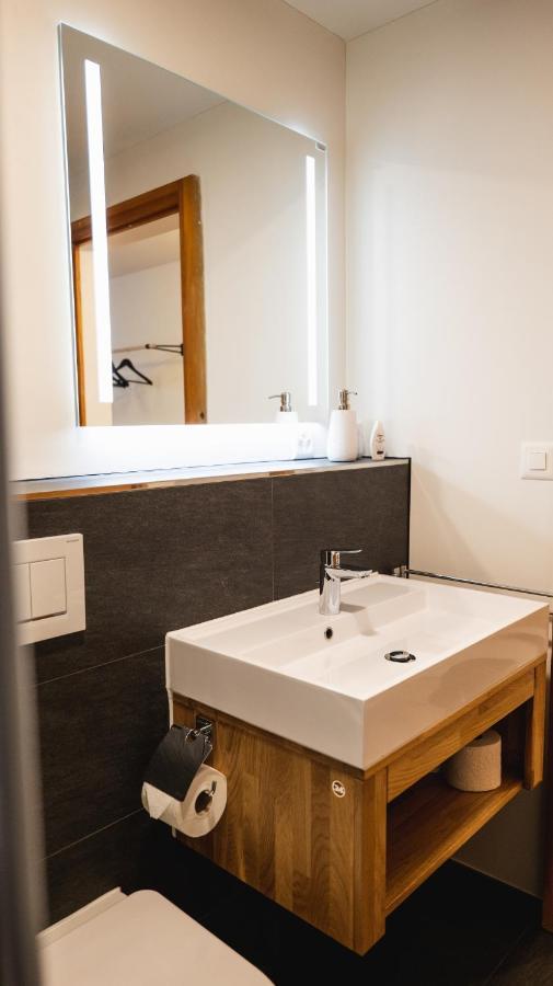 Wunderstay Alpine 403 Centric Studio Balcony/View دافوس المظهر الخارجي الصورة